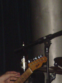 Emmm... la guitarra de Fran