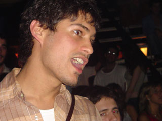 Jota Glam (Rpresentante de Dime)