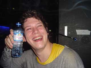 Santi es un dibujit animado!